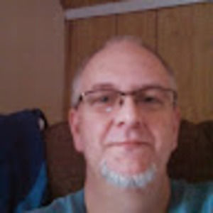 Meet your Posher, Daniel r